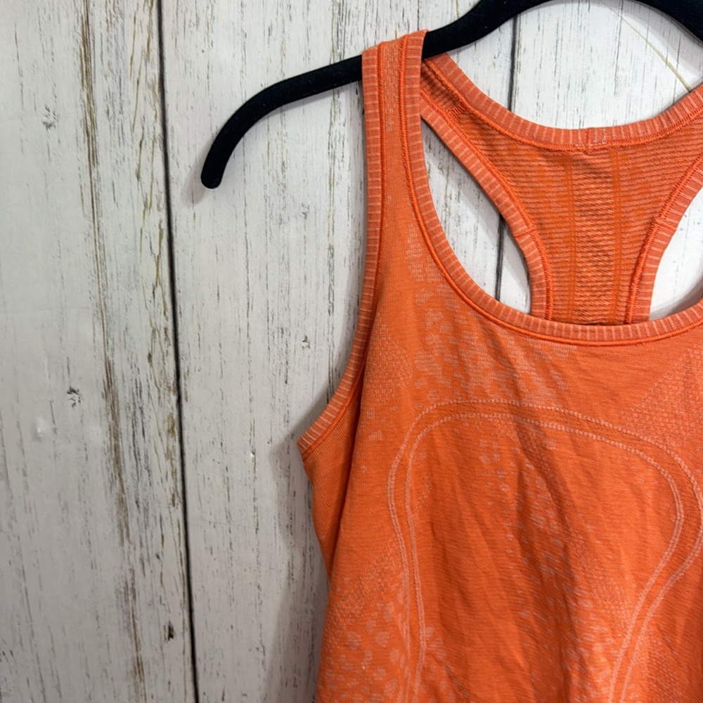 Lululemon Swiftly Tech - Picture 2 of 8